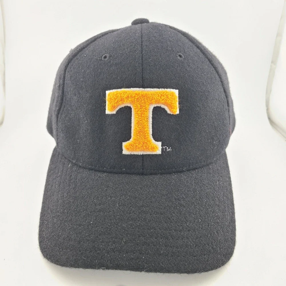 Colosseum Tennessee Volunteers Cap Mens Black Wool Chenille Leather Strap Hat